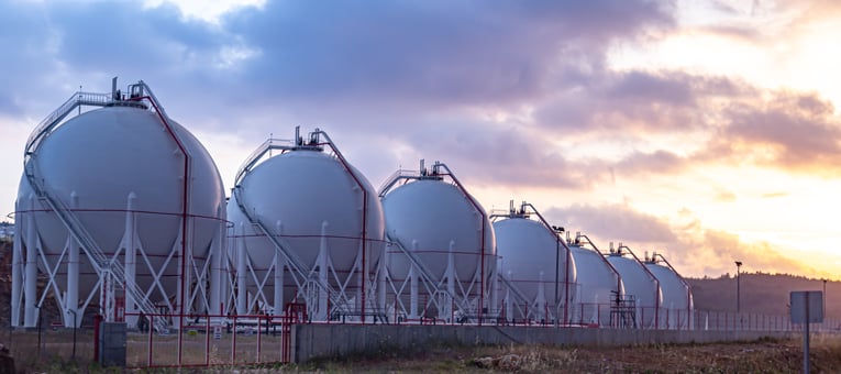 liquefied natural gas LNG storage tanks energy