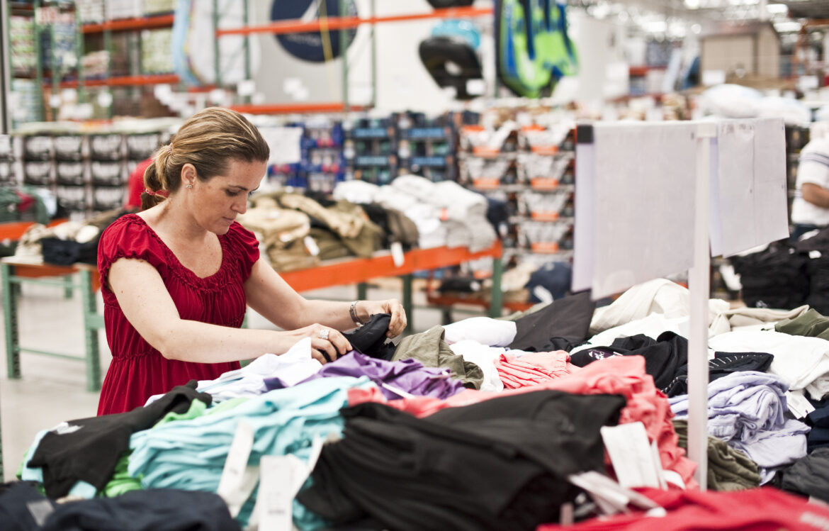 costco-warehouse-wholesale-shopping.jpg