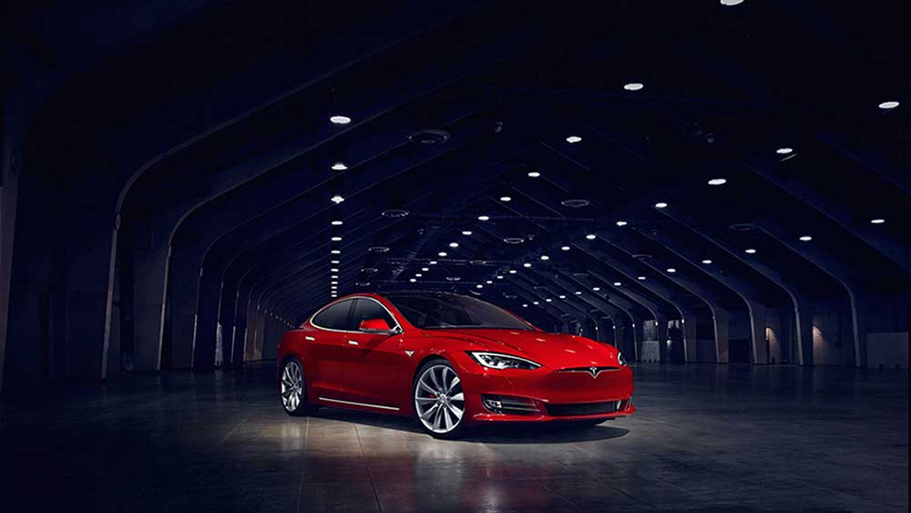 stock-tesla-S-03-company.jpg