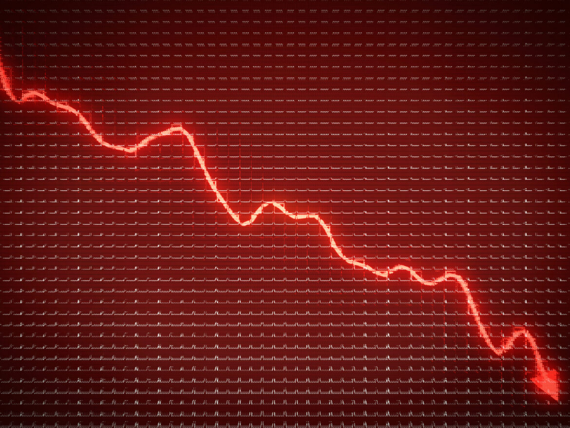 1-glowing-red-arrow-trending-down-on-a-stock-chart.jpg