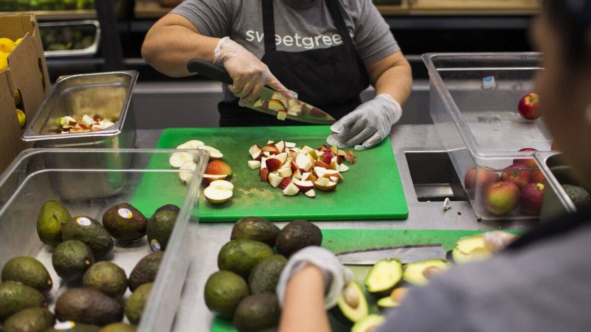 107300788-1694698816939-gettyimages-873326768-SWEETGREEN_EXPANSION.jpeg