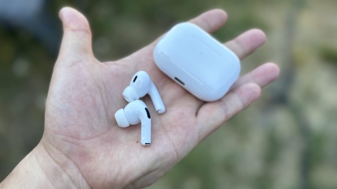 107301877-1694817576813-new_airpods.jpg