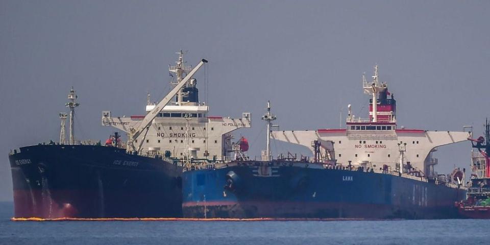 oil tanker