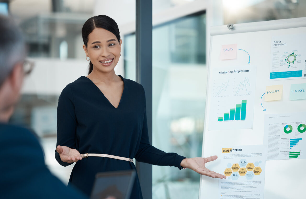 worker-discusses-business-trends.jpg