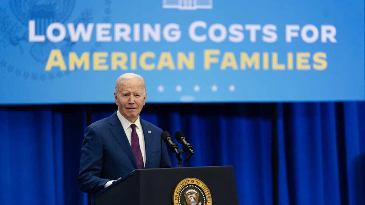 107386171-1710250689628-gettyimages-2068287632-march112024_bideninnh_129.jpeg
