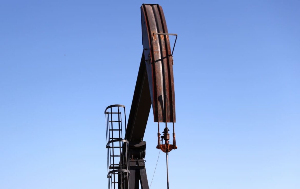 Oil-prices-head-for-back-to-back-declines.jpeg