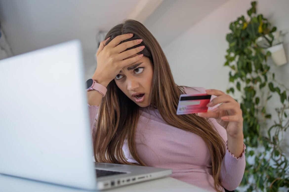 Online-shoppers-are-feeling-frustrated-Blame-it-on-the-‘Amazon.jpeg
