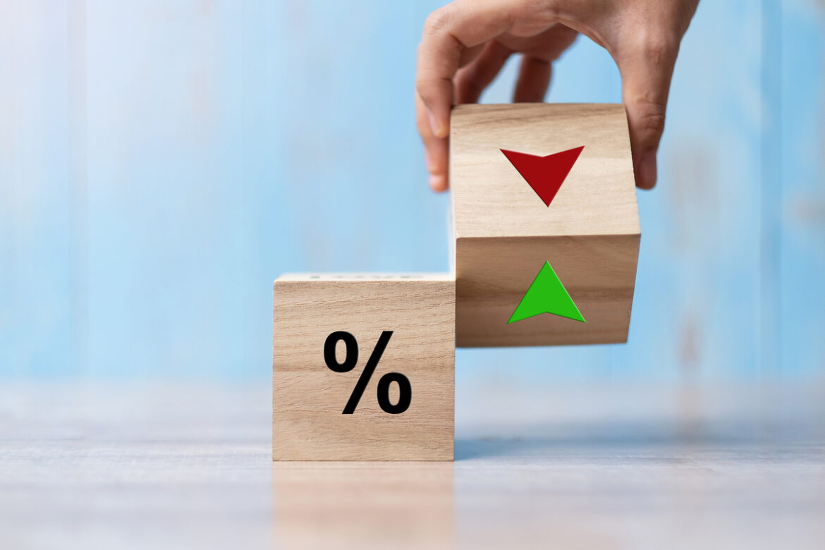 blocks-with-a-percent-sign-and-green-and-red-arrows-on-them.jpg