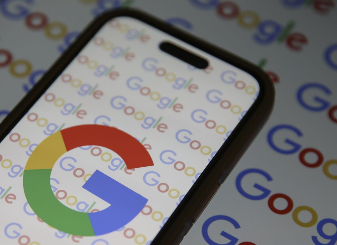 google-cellphone.jpg