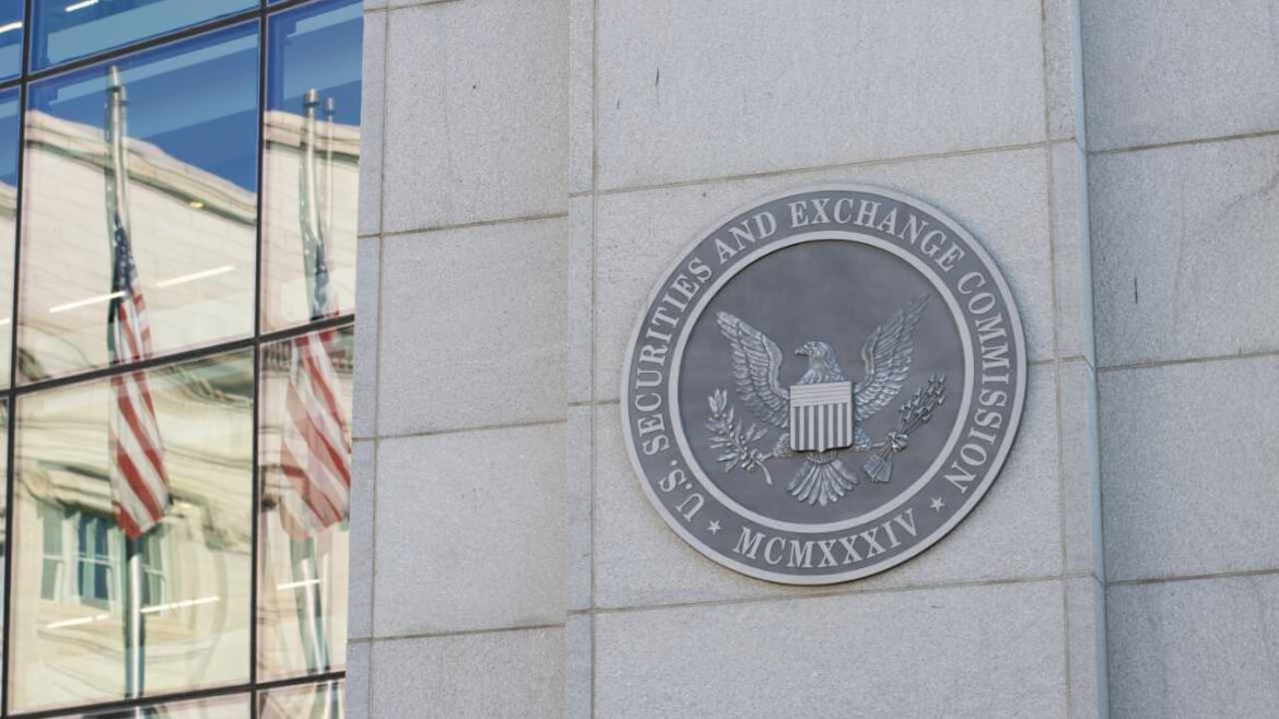 sec-budget.jpg