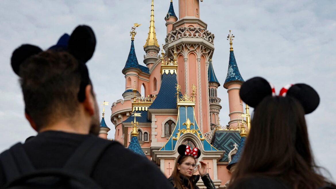 107331140-1699487088708-gettyimages-1727503828-AFP_33Y97GC.jpeg