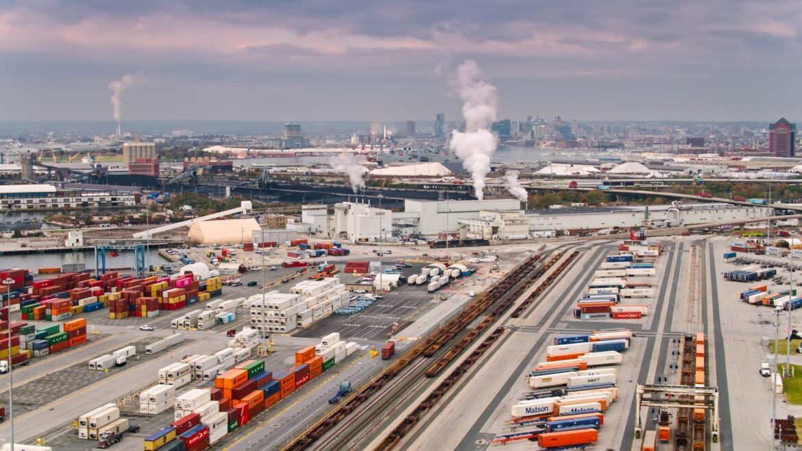 107396712-1712230392186-gettyimages-1363364626-video_inspire_maryland_baltimore_port_12-09.jpeg