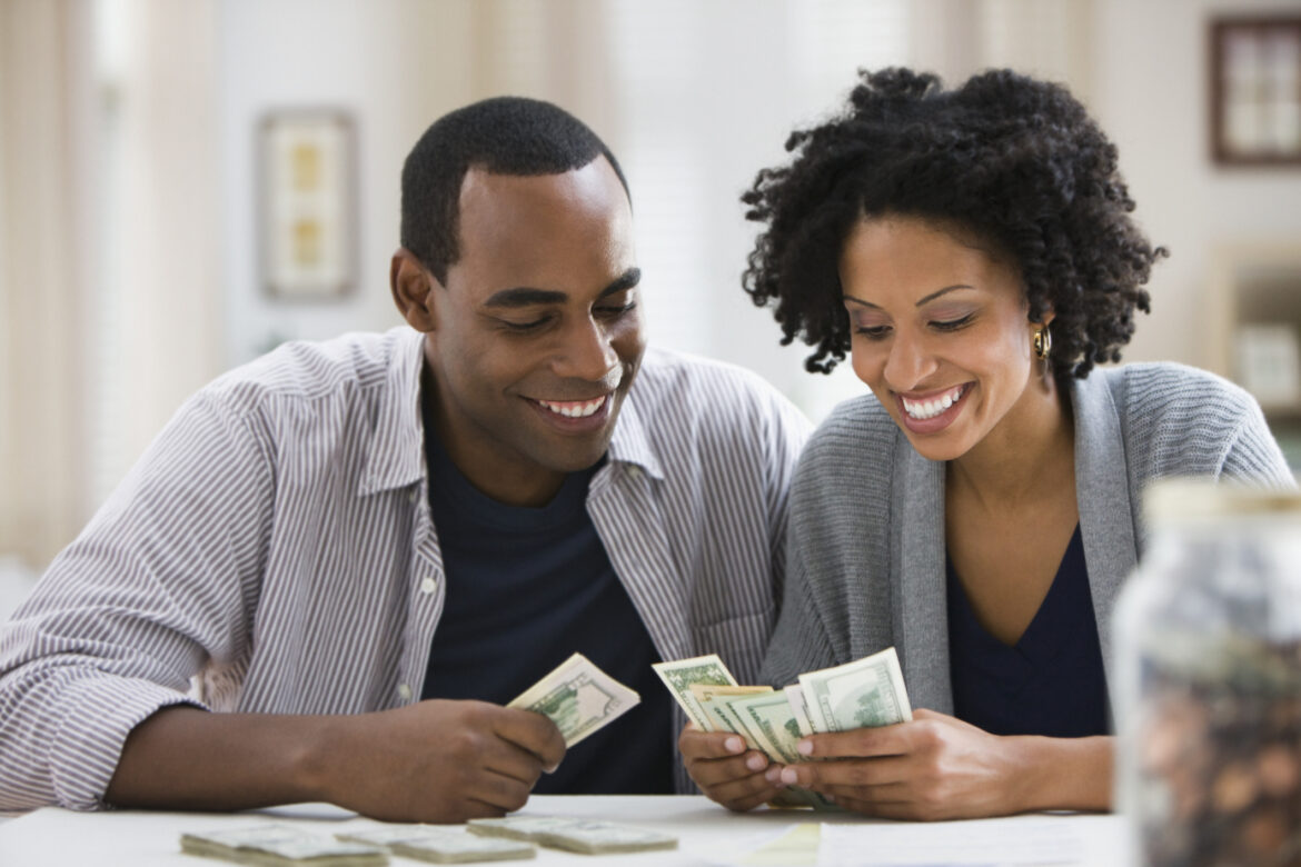 a-couple-counting-money.jpg